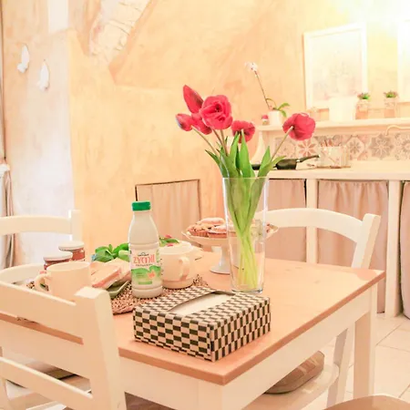 Apartment La Casa Di Nife By In Puglia Service Locorotondo