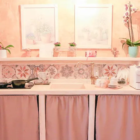 Apartment La Casa Di Nife By In Puglia Service Locorotondo